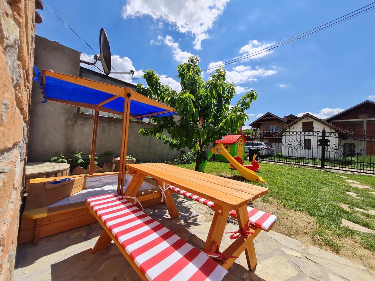San Na Vodi Vila Semêndria Exterior foto
