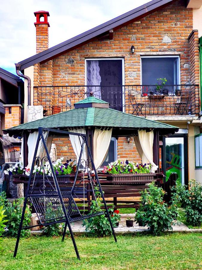 San Na Vodi Vila Semêndria Exterior foto